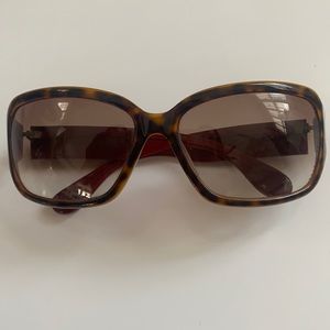 Make Jacob sunglasses